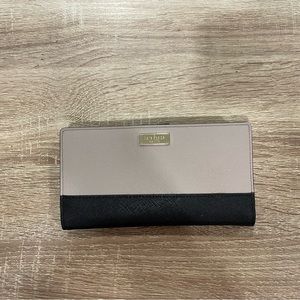 KATE SPADE beige and black wallet